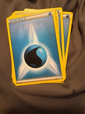10 Pokemon Water Energy Cards